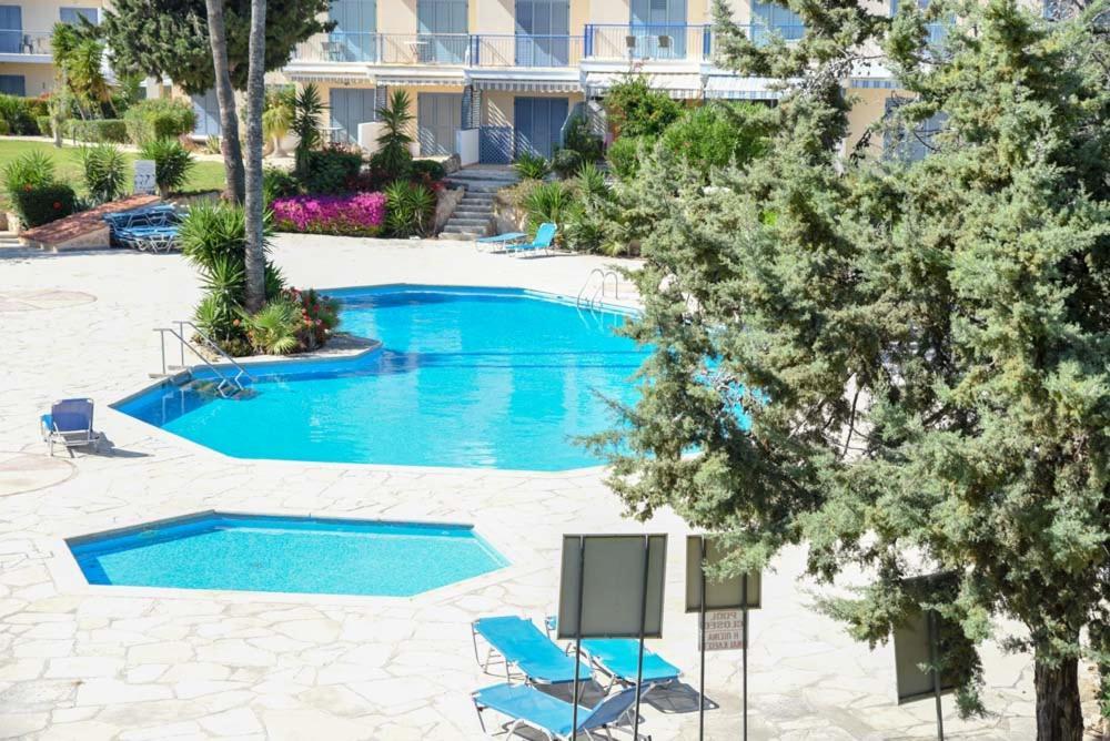 Holiday Apartment Walking Distance To The Sea Paphos Eksteriør billede
