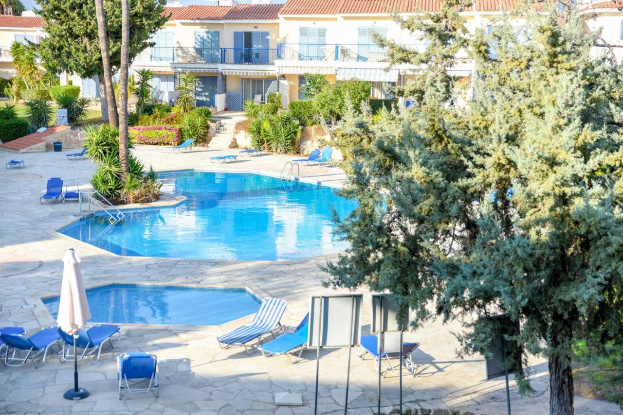 Holiday Apartment Walking Distance To The Sea Paphos Eksteriør billede